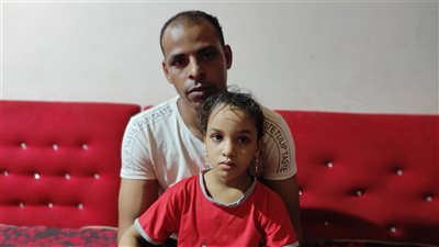 چودي طفلة عثرت على 150 ألف جنيه و80 جرام ذهب بالمنوفية.. ووالدها: سلمناها ورفضنا المكافأة | فيديو 