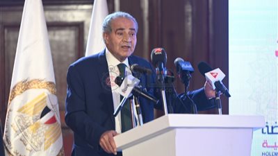 وزير التموين: دراسة لـ إنشاء 4 مجمعات صناعية لإنتاج الزيوت بتكلفة استثمارية 6 مليارات جنيه