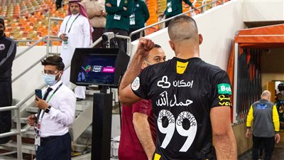 حمد الله يستفز جمهور النصر بعد الهجوم عليه فى كلاسيكو الدوري السعودي | فيديو 