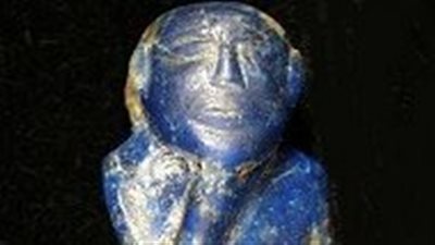 يطلق عليه اسم الزفير.. تعرف على أهمية اللازورد في مصر القديمة 