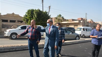 محافظ القليوبية يتابع أعمال إنشاء النصب التذكاري للجندي المجهول ببنها