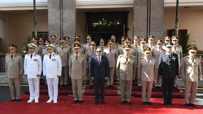 السيسي يترأس اجتماع المجلس الأعلى للقوات المسلحة