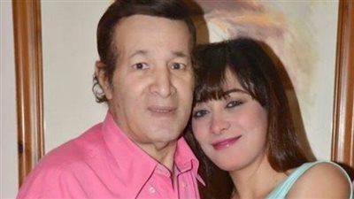 أرملة سعيد صالح تتنازل عن بلاغها ضد فكري صادق بعد اعتذاره| خاص