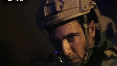 أحمد عز في احتفالية نصر أكتوبر: البسوا مموه بيخافوا منه