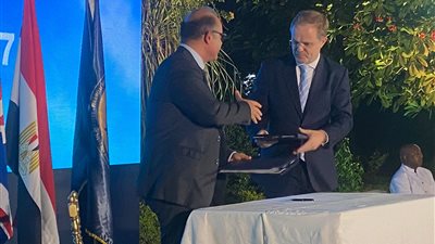 سفير المملكة المتحدة بالقاهرة: فخورون بتسليم رئاسة مؤتمر الأطراف إلى مصر