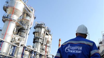 قبل إقرار نص العقوبات على روسيا.. غازبروم تستأنف تصدير الغاز إلى إيطاليا 