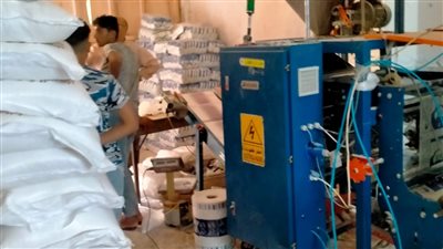 ضبط 8 أطنان سكر ولحوم مجمدة منتهية الصلاحية بالبحيرة 