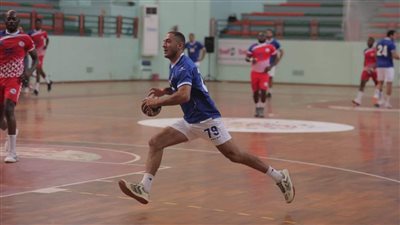 سيسا لاعب يد الأهلي يخضع لعملية جراحية في تونس