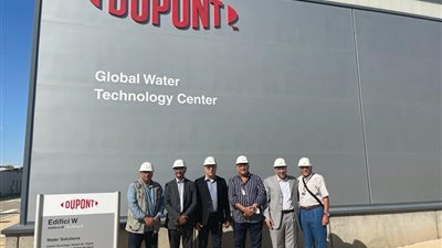 وزير الإسكان يبحث توطين التكنولوجيا الحديثة في تنقية مياه الشرب خلال زيارته إسبانيا