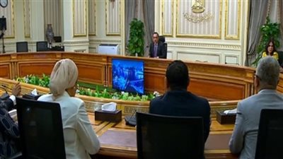 رئيس الوزراء عن المؤتمر الاقتصادي: سيشارك به 500 متخصص يمثلون 21 جهة محلية ودولية | بث مباشر 