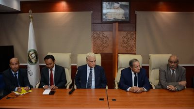 المحرصاوي للوافدين: تمسكوا بأزهريتكم.. ولا تنجرفوا وراء أي جماعة مضللة 