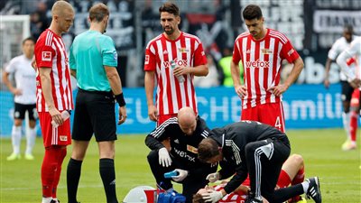 شغب الجماهير يوقف مباراة مالمو ويونيون برلين في الدوري الأوروبي | فيديو