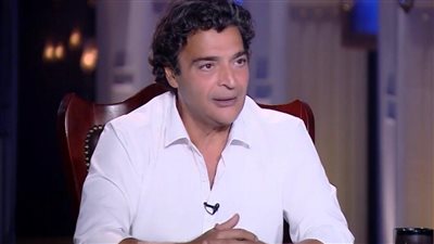 تامر حسني ذكي وفاضل إنه ينجج كـ مدير تصوير.. أبرز تصريحات حميد الشاعري التلفزيونية