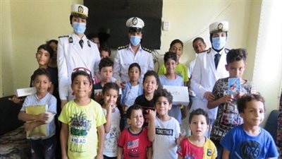 بمناسبة المولد النبوي.. وزارة الداخلية توزع الحلوى على دور رعاية الأيتام وذوي القدرات الخاصة 