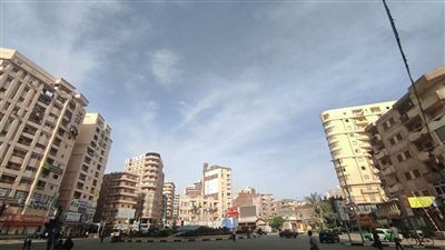 طقس غائم وسقوط أمطار.. الأرصاد تكشف توقعات طقس اليوم | بث مباشر