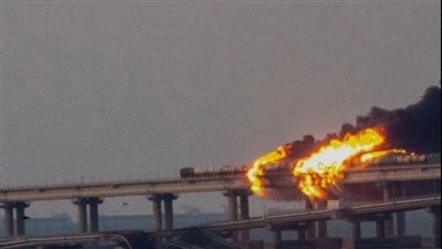 بوتين يشكل لجنة لمتابعة تداعيات انفجار جسر القرم