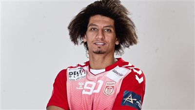 علي زين ضمن فريق الأسبوع ببطولة دوري أبطال أوروبا لكرة اليد