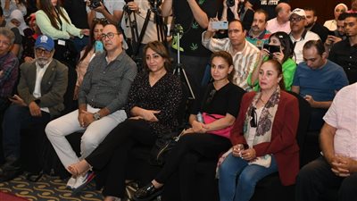 شيرين: أنا ضد التبرع للغارمات.. وعايزين نعمل أفلام مؤثرة عن زواج القاصرات