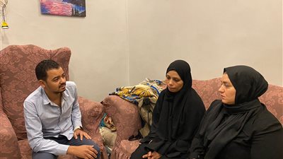 عصابة رضا كفتة تنهي أحلام شاب منشية الصدر.. ووالدة الضحية: راح أعز ما نملك | فيديو