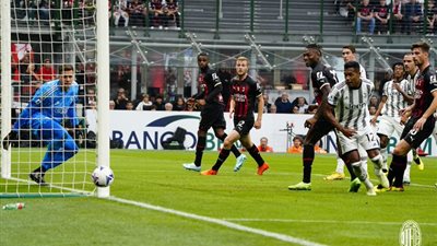 ميلان يتقدم على يوفنتوس بهدف نظيف في الشوط الأول من الدوري الإيطالي