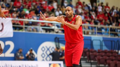 رجال سلة الأهلي │ عمرو الجندي: الفوز على الرياضي اللبناني خطوة نحو اللقب