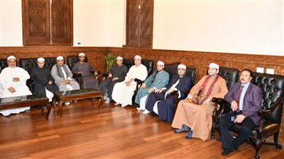 انطلاق مقرأة كبار القراء برواية ورش من مسجد الحسين | بث مباشر