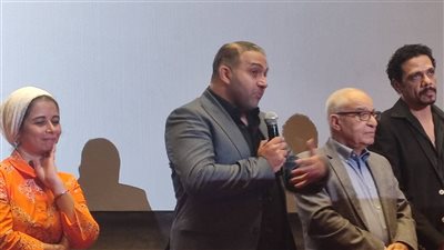 المخرج رؤوف عبد العزيز يكشف سبب عرض فيلم الباب الأخضر لأسامة أنور عكاشة على واتش ات