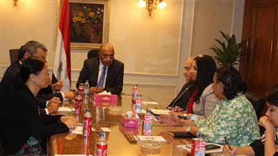 وزير قطاع الأعمال يوجه إدارة شركة عمر أفندي بتعزيز الشراكة مع القطاع الخاص 