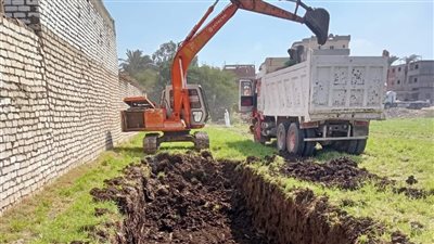 حياة كريمة.. بدء تنفيذ موقف سيارات الأجرة المطور بقرية بهبشين ببني سويف 