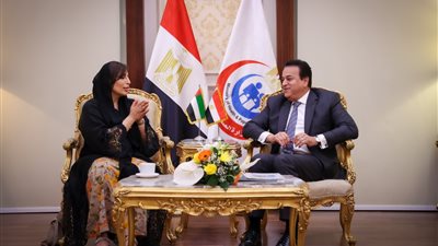 وزير الصحة يستقبل سفيرة الإمارات لبحث سبل التعاون والتوسع في إنشاء مصانع دوائية
