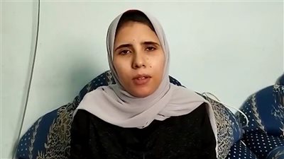 سحلتني على الأرض وضربتني بالشبشب.. معلمة البحيرة تروي تفاصيل تعدي والدة طالب عليها | بث مباشر