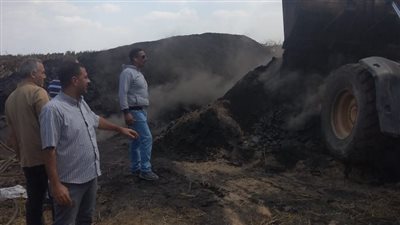 إزالة 70 مكمورة فحم دون ترخيص بقرية مؤسسة البستان في البحيرة | صور 