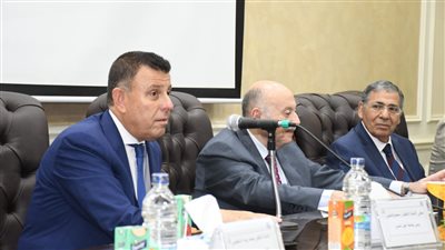 علوم عين شمس تستضيف اجتماع لجنة قطاع العلوم الأساسية بالمجلس الأعلى للجامعات