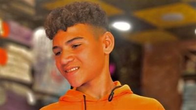 الجدعنة والموت.. تفاصيل وفاة شاب صعقته الكهرباء أثناء تركيب كاميرات لمدرسة قريته