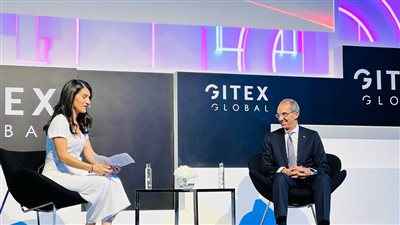 وزير الاتصالات: لدينا استراتيجية متكاملة لتوطين صناعة الإلكترونيات وتعميق التصنيع المحلي