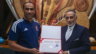 الأهلي: جامعة أمريكية خاصة تمنح سيد عبد الحفيظ الدكتوراه الفخرية