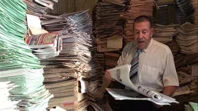 طبيب يحول منزله إلى مكتبة بالدقهلية: ممكن أجوع عشان أشتري كتاب | بث مباشر