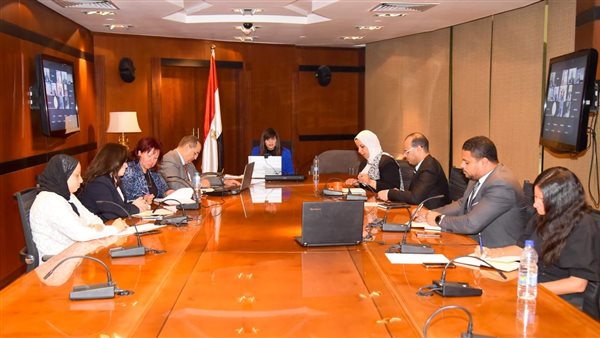 مبادرة ساعة مع الوزيرة