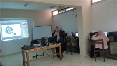 البحوث الإسلامية يعقد برنامجًا تَدْرِيبِيًّا لتنمية مهارات إنتاج المحتوى الدعوي للواعظات