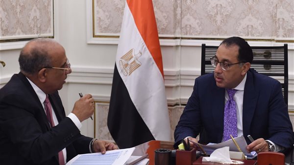 رئيس الوزراء يلتقي