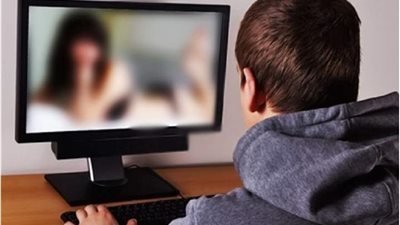 الإفتاء: المضاجعة الإلكترونية مع النساء عبر الإنترنت حرام | فتوى سابقة