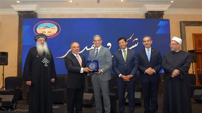 في يوبيلها الذهبي.. جامعة طنطا تكرم نقيب الإعلاميين