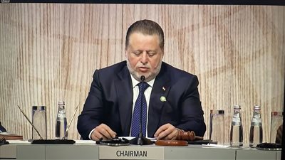 محافظ البنك المركزي يتلقى العزاء في خاله بمسجد عمر مكرم