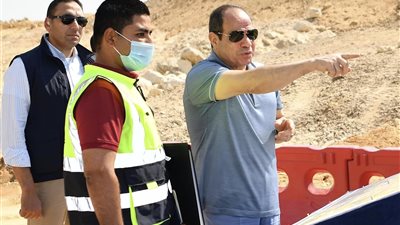 السيسي: شبكة طرق بكل كتلة سكانية لخدمة قاطنيها | فيديو 