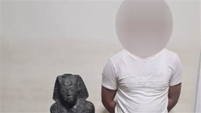  ضبط شخص بحوزته تمثالا أثريا في البحيرة