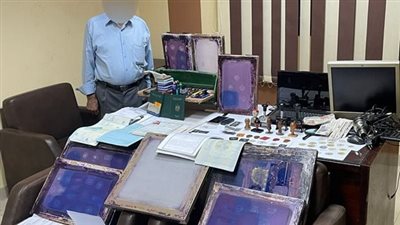 زوّر بطاقات الرقم القومي وشعار الجمهورية.. تفاصيل القبض على متهم بالدقهلية 