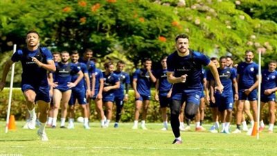 جلسة لـ فيريرا مع لاعبي الزمالك.. والونش وجمعة يواصلان التأهيل