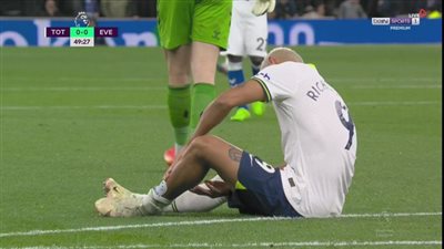 كونتي يؤكد غياب ريتشارلسون عن مواجهة مانشستر يوناتد في الدوري الإنجليزي الممتاز