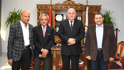 إنشاء أول مركز لأبحاث طب جراحة الفم والأسنان في قنا