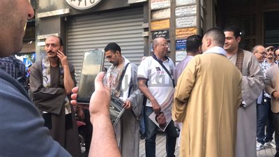 بالزفة البلدي والورود.. استقبال حافل من أعضاء الجمعية العمومية لـ مصطفى كامل